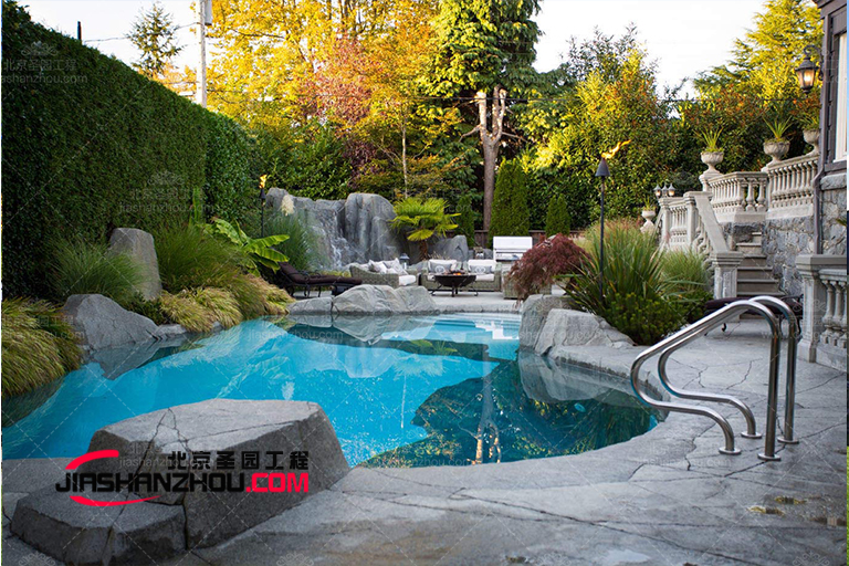 塑石假山水池.jpg 塑石假山水池