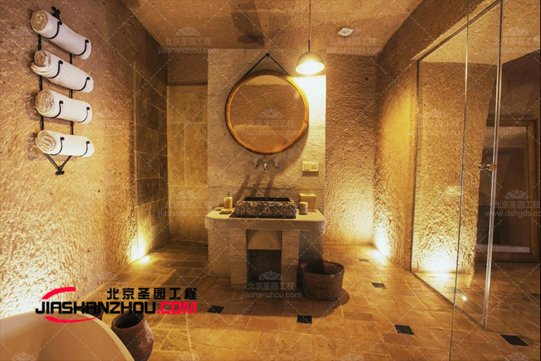 仿真溶洞浴室.jpg 仿真溶洞浴室