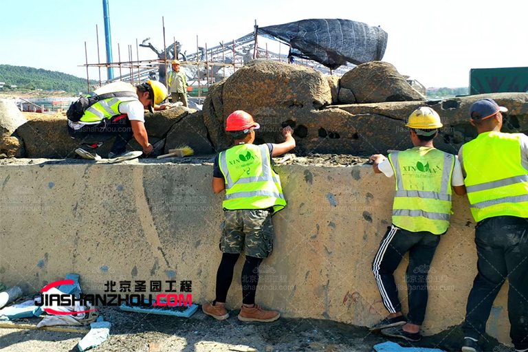 塑石假山.jpg 塑石假山