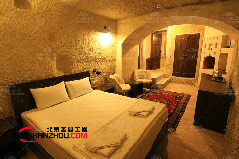 山洞旅行酒店.jpg 山洞旅行酒店