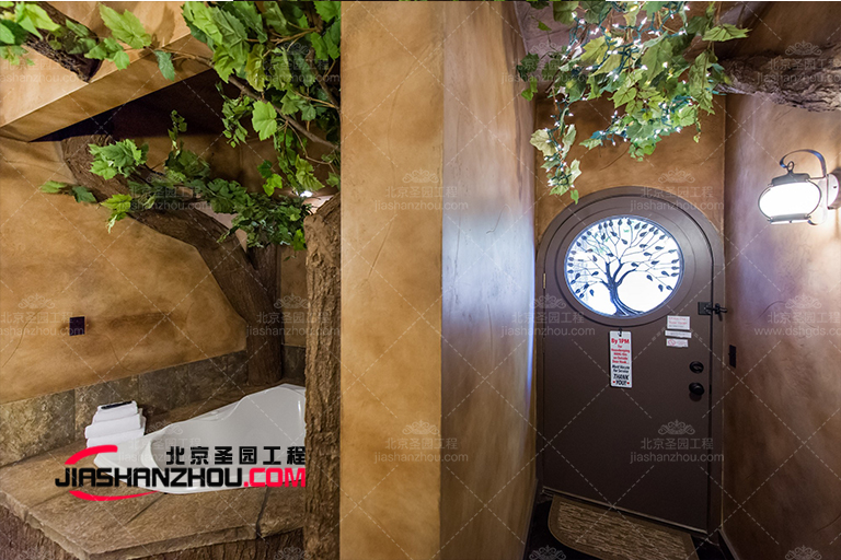 仿真樹酒店.jpg 仿真樹酒店