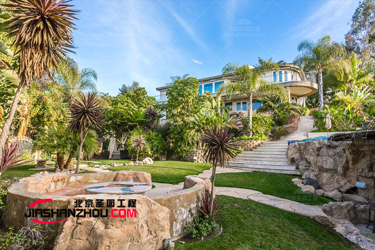 塑石假山.jpg 塑石假山