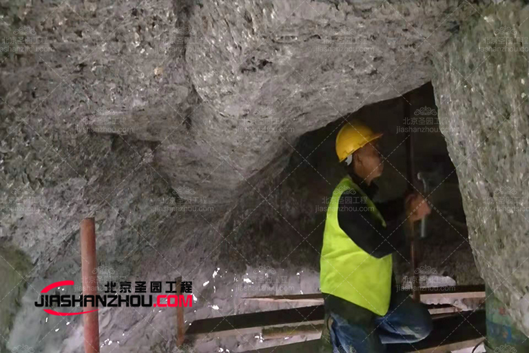 窯洞酒店.jpg 窯洞酒店