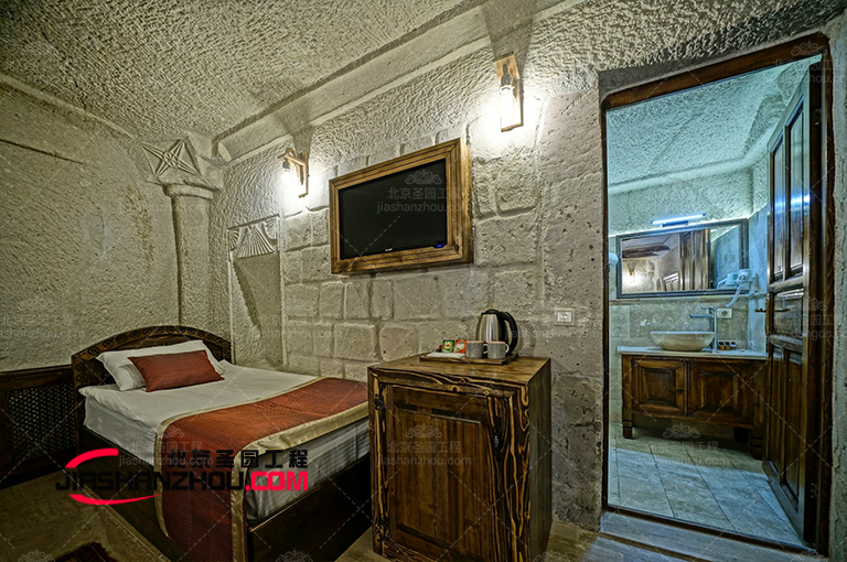 山洞別墅.jpg 山洞別墅