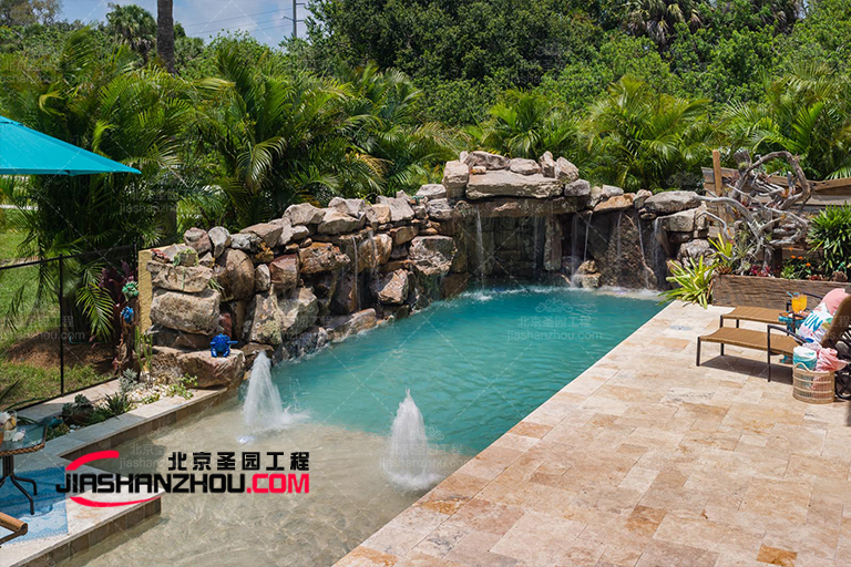 塑石假山.jpg 塑石假山