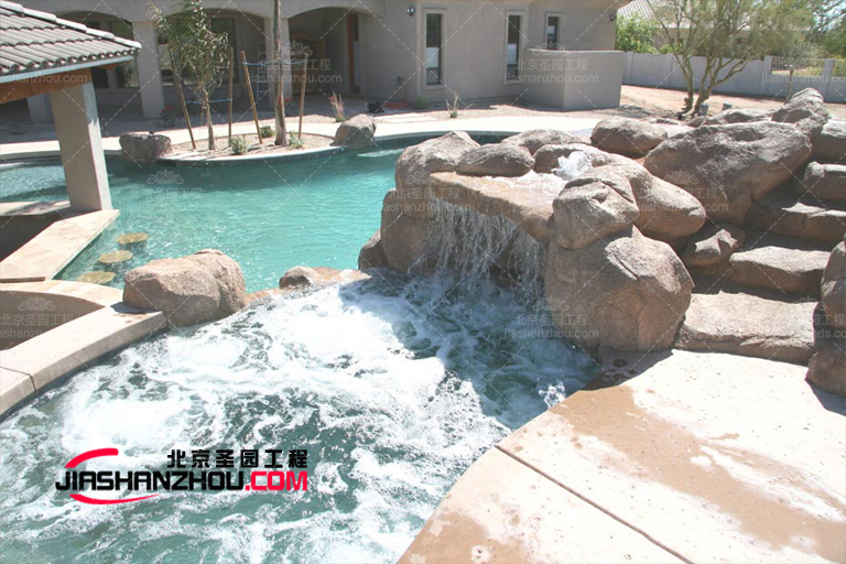 塑石假山.jpg 塑石假山