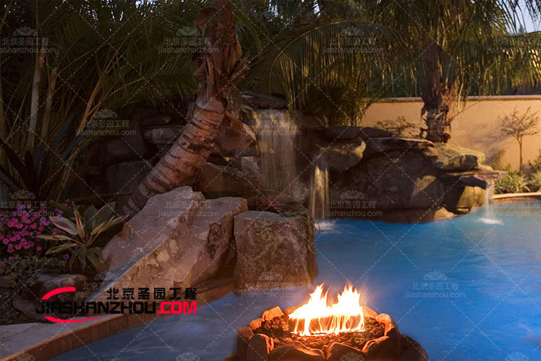 塑石假山.jpg 塑石假山