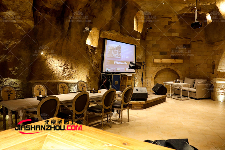 山洞主題餐廳.jpg 山洞主題餐廳