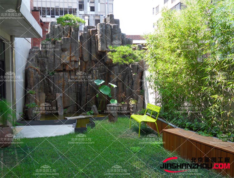 塑石假山.jpg 塑石假山