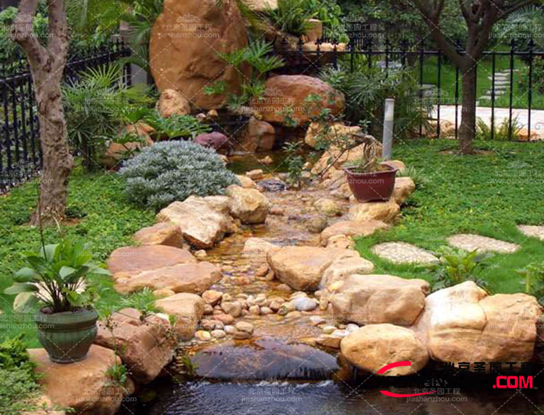 塑石假山.jpg 塑石假山