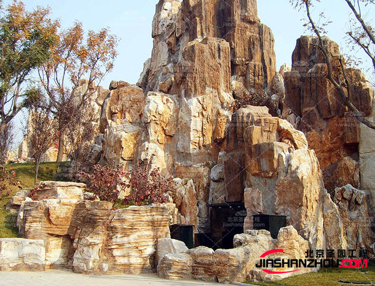 塑石假山.jpg 塑石假山