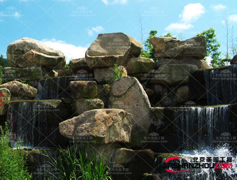 塑石假山.jpg 塑石假山