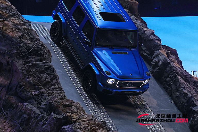 塑石假山.jpg 塑石假山.jpg