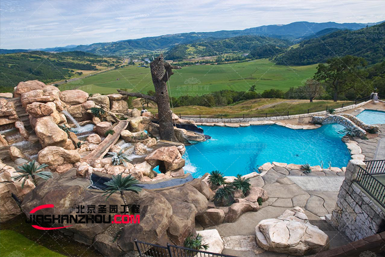 仿真假山.jpg 仿真假山.jpg